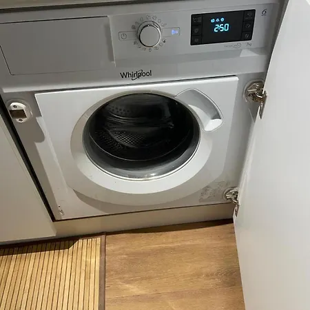 Bathalaa A Due Passi Dal Mare شقة ليدو ديلي ايستينسي