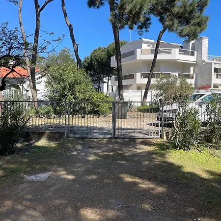 Bathalaa A Due Passi Dal Mare *